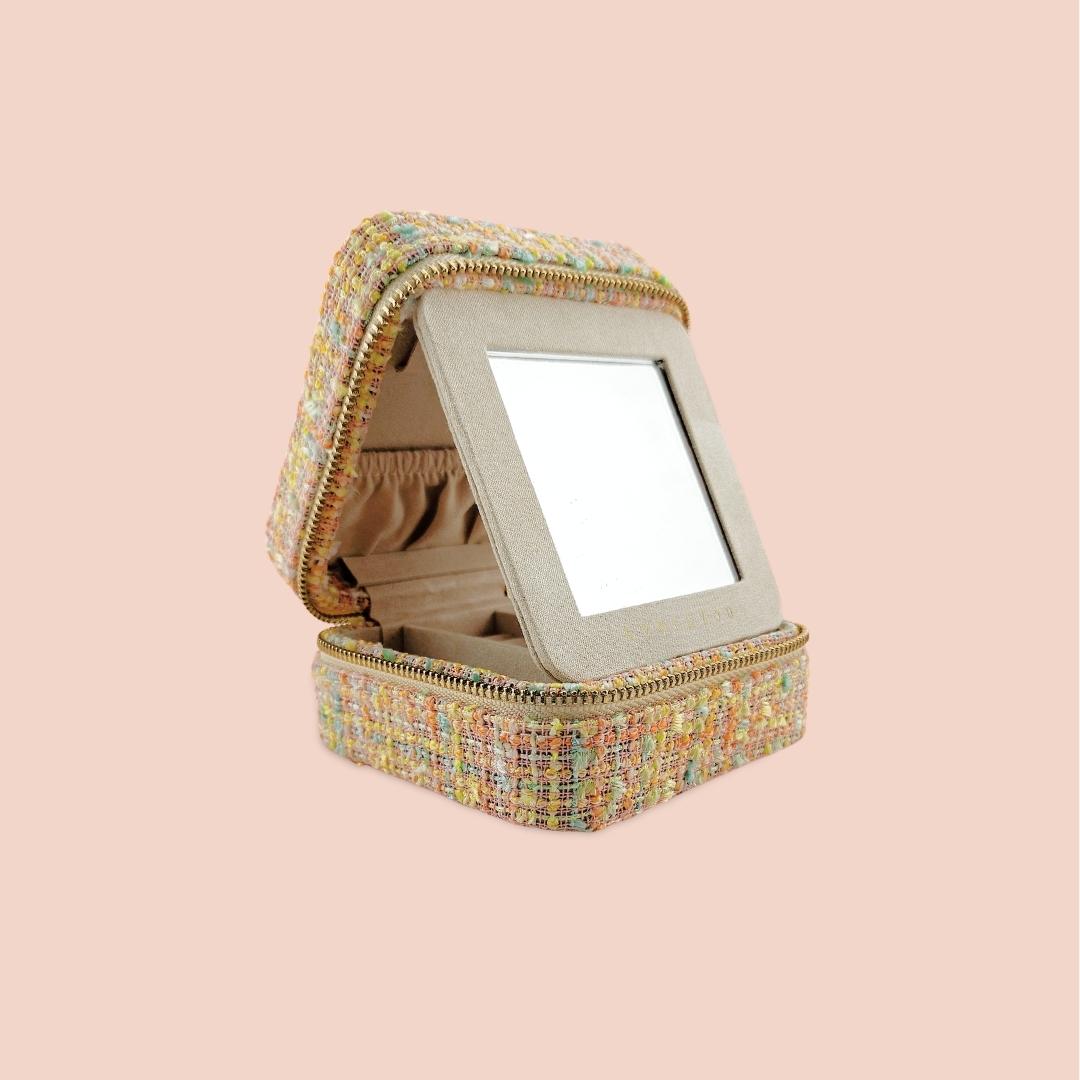 Med. Tweed Jewellery Case w/ mirror