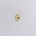 White Daisy Charm