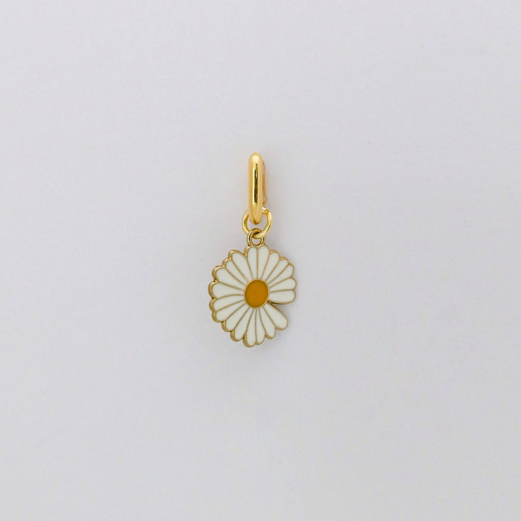 White Daisy Charm