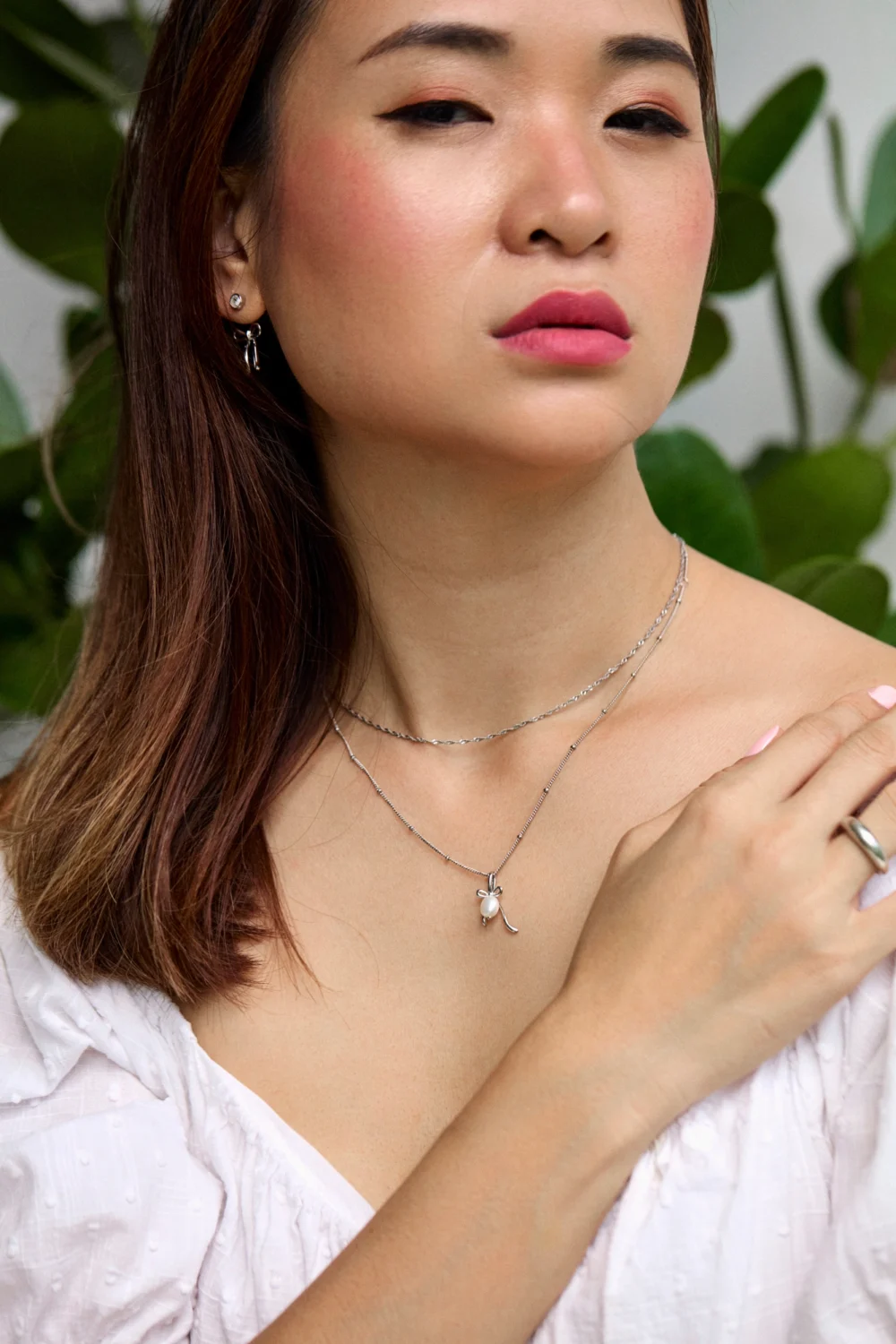 Poise & Bow Pendant