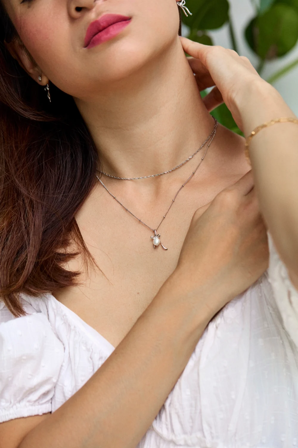 Poise & Bow Pendant